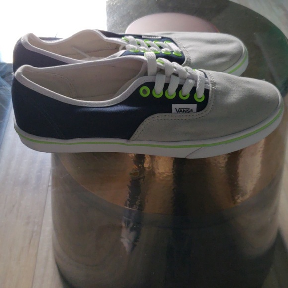Brand New Custom Made Vans Size 7 - Picture 4 of 4
